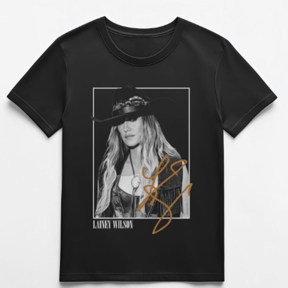 Lainey Wilson Graphic tee